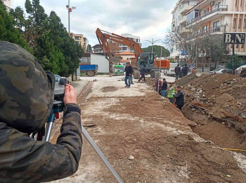 Yağmur suları tehlike olmaktan çıkıyor