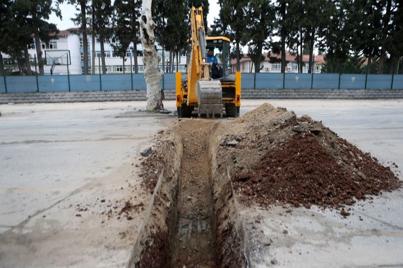 Çark Caddesi’nde dönüşüm altyapıyla başladı