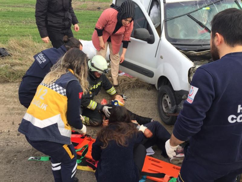Tekirdağ’daki feci kazada can pazarı yaşandı: 2’si ağır 4 yaralı
