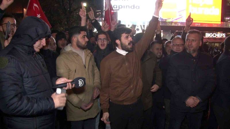 Danimarka’da Kur’an-ı Kerim yakılması Şişli’de protesto edildi
