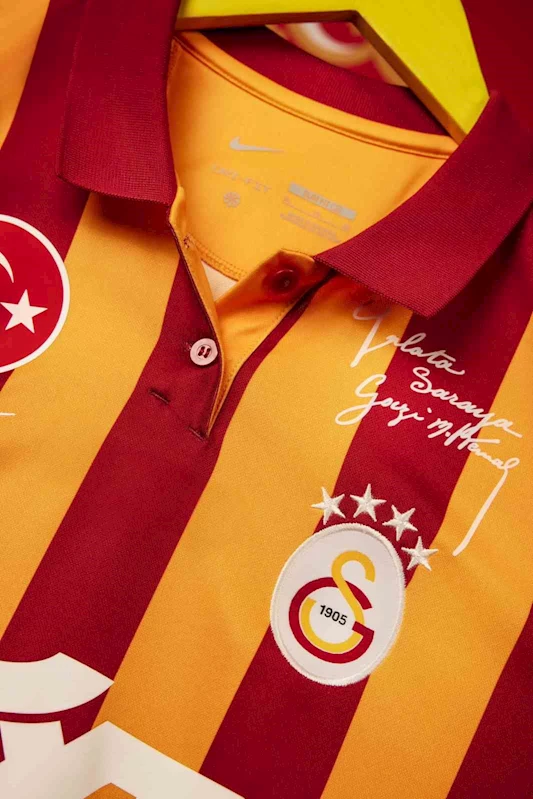 Galatasaray’dan, Cumhuriyet’in 100. yılına özel forma
