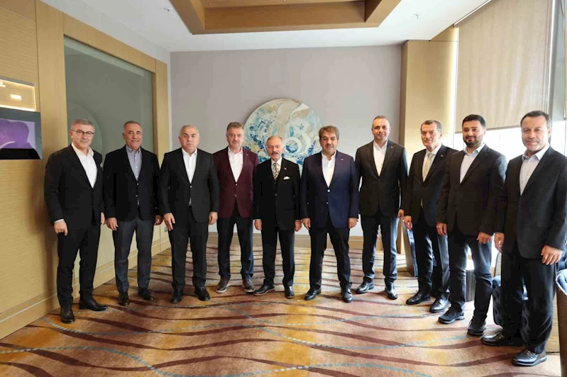 Belediye başkanları Bayrampaşa’da toplandı
