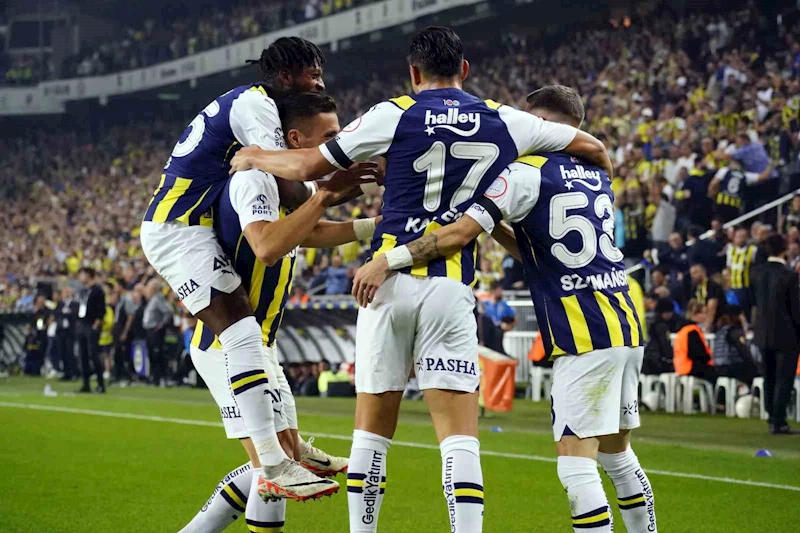 Fenerbahçe, galibiyet serisini 19 maça çıkardı

