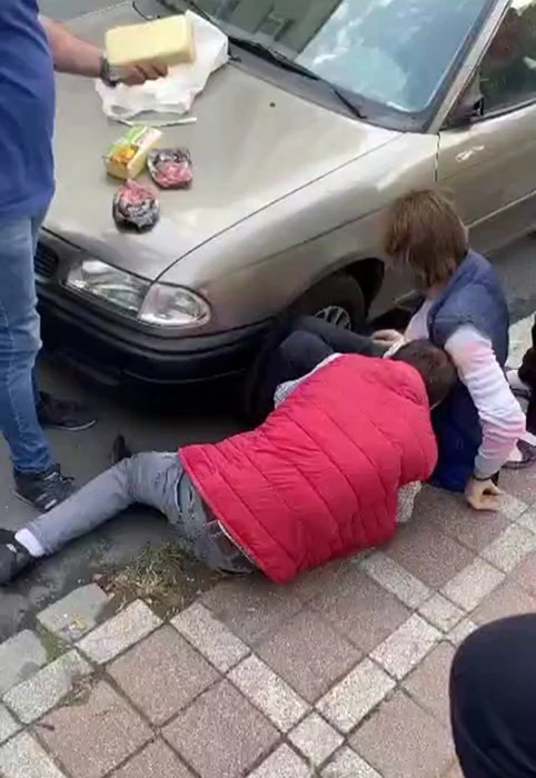 Hırsızlık şüphelilerinin üzerinden kaşar çıktı: Biri hüngür hüngür ağladı, diğeri dil dökerek iddiaları reddetti
