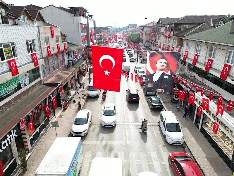 Kartepe Türk bayraklarıyla donatıldı
