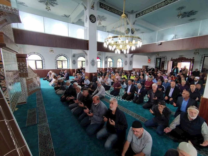 Panayır Cami ibadete açıldı
