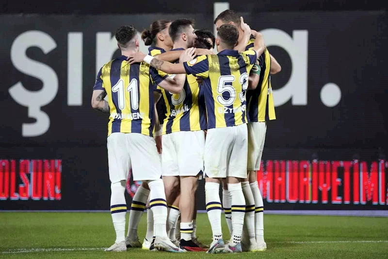 Fenerbahçe, galibiyet serisini 21 maça çıkardı
