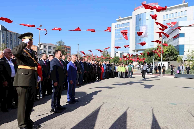 Bayrampaşa’da 100’üncü yıl coşkusu
