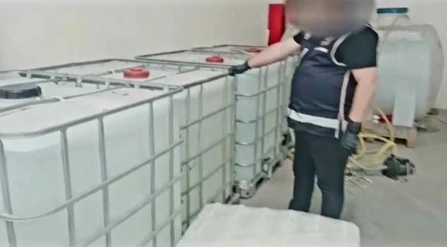 Tekirdağ’da 12 ton etil alkol ele geçirildi
