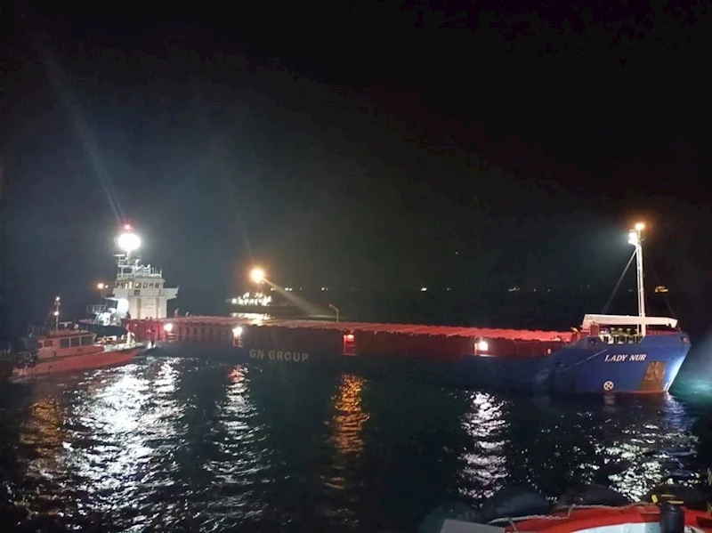 İtalya’ya giden kargo gemisi İstanbul Boğazı’nda arızalandı
