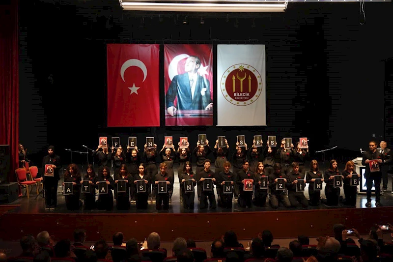 Bilecik’te lise öğrencilerin Atatürk Oratoryosu büyük beğeni topladı
