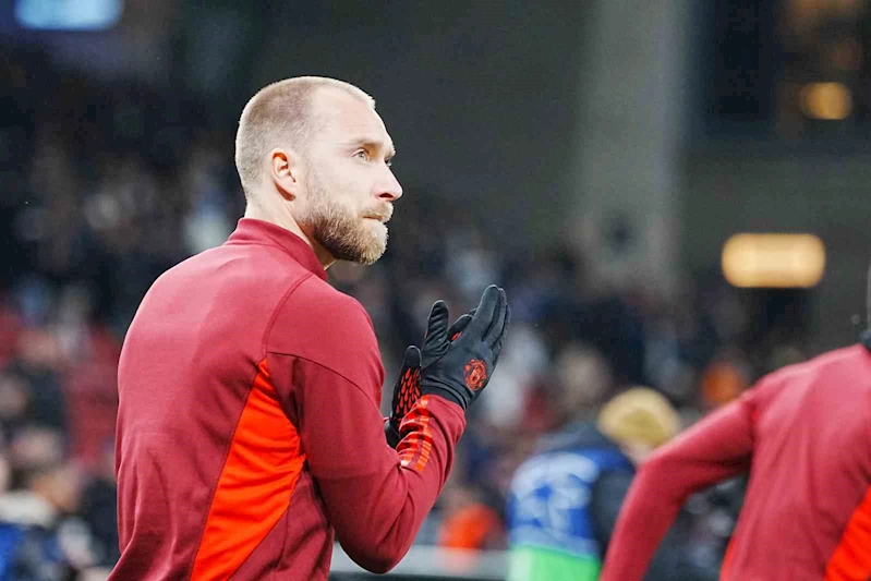 Manchester United’da Eriksen ve Höjlund sakatlandı
