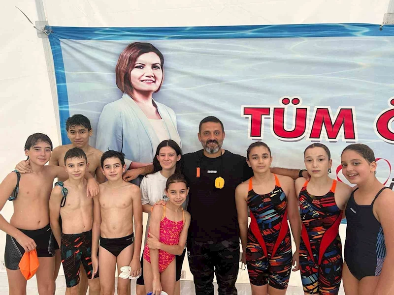 İzmit Belediyespor Kulübü Yüzme Takımı ulusal ligde finalde
