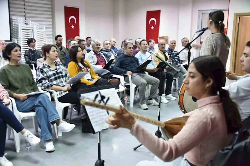 Bozüyük Belediyesi Türk Halk Müziği Korosu’ndan ’Su Gibi Aziz’ konseri
