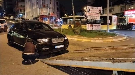 Maltepe’de araçlara çarpan sürücü, araç sahipleri tarafından darp edildi