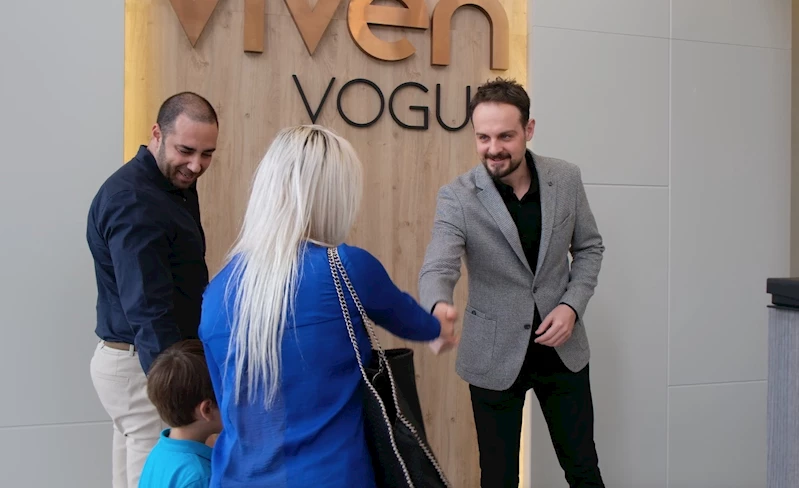 Viven Vogue ev sahipleriyle buluşuyor
