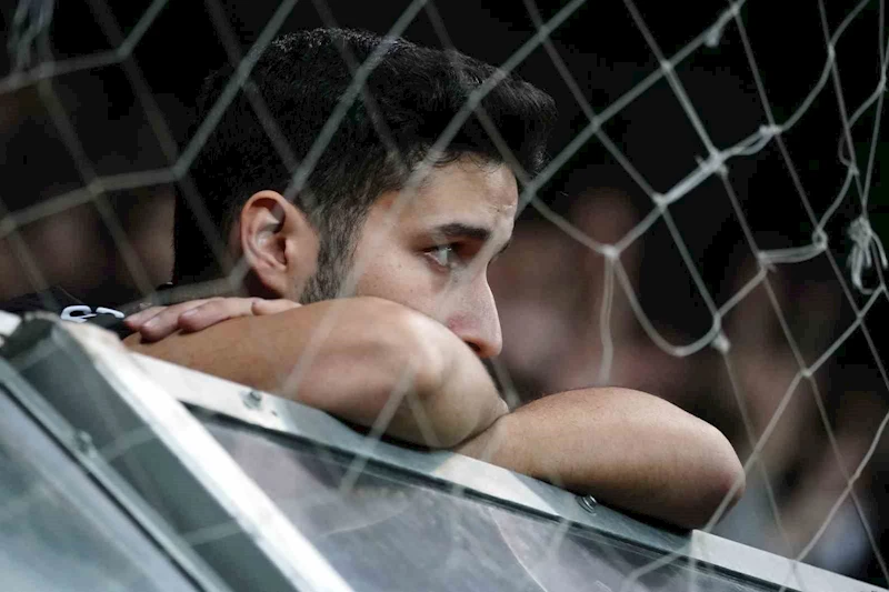 Beşiktaş taraftarından Burak Yılmaz ve futbolculara tepki
