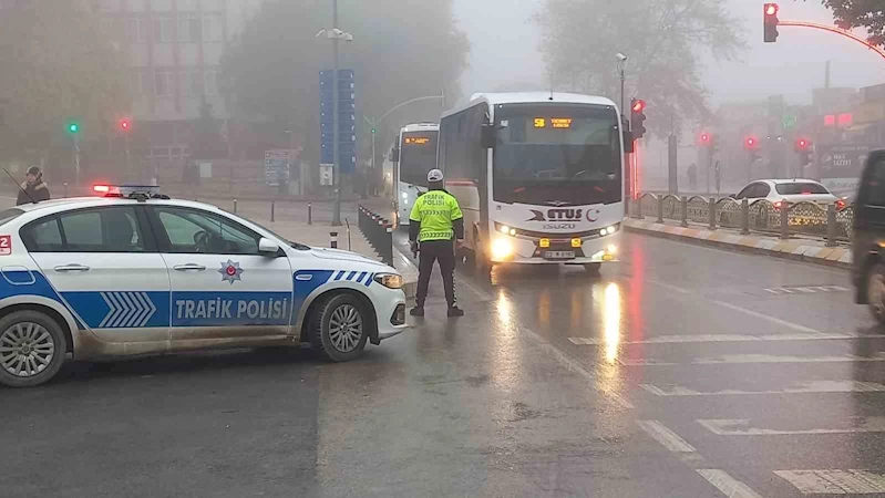 Edirne’de sis kazaları da beraberinde getirdi
