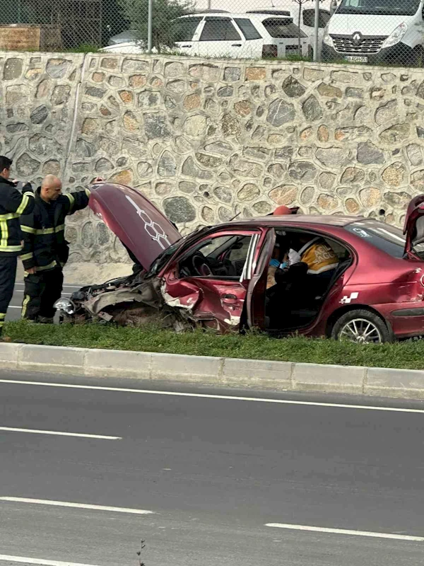 (Düzeltme) Kapaklı’da 3 araçlı zincirleme kaza: 2 yaralı
