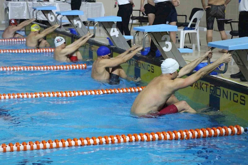 Yalova’da Uluslararası Masterler Kısa Kulvar Yüzme Şampiyonası sona erdi
