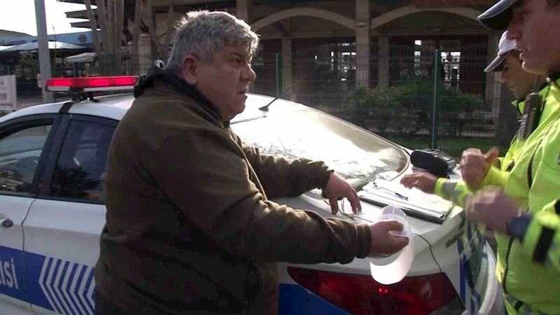 Kadıköy’de kırmızı ışık cezası uygulanan taksi şoförü: “Nereden gördün benim ışıktan geçtiğimi”