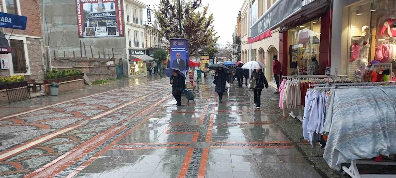 Edirne’de yağan yağmur sevindirdi
