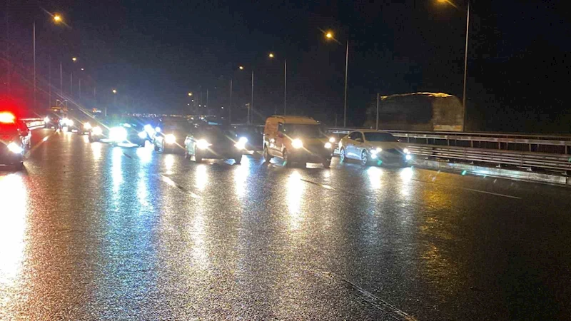 Rehine krizi sebebiyle kapanan Kuzey Marmara Otoyolu 3 saat sonra açıldı
