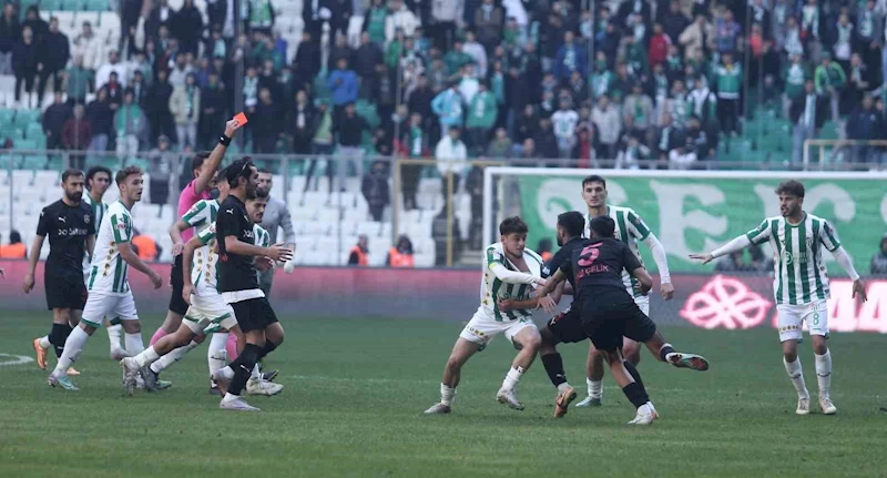 PFDK’dan Bursasporlu 7 futbolcuya men cezası
