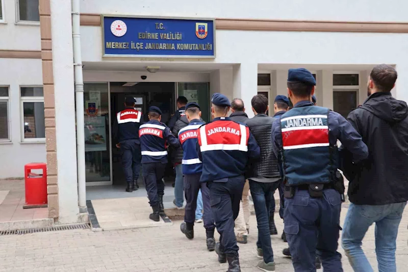 Edirne’de 1 PKK ve 7 FETÖ şüphelisi yakalandı

