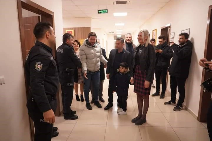 Bilecik Belediye Başkanvekili Subaşı yılbaşı gecesi görev yapan kamu görevlilerini ziyaret etti
