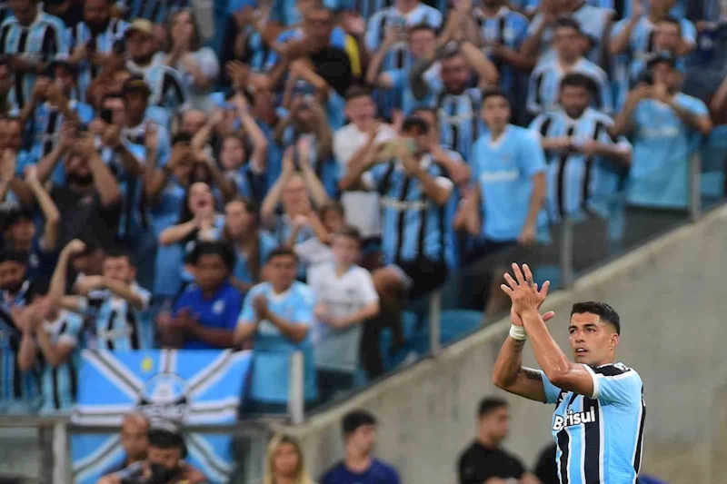 Luis Suarez, Gremio’ya veda etti
