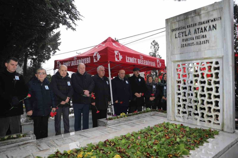 Halkın oylarıyla seçilen ilk kadın belediye başkanı İzmit’te anıldı