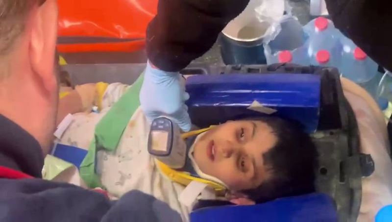 Gaziantep’te 156. saatte enkazdan çıkarılan 9 yaşındaki Semih İnce: 