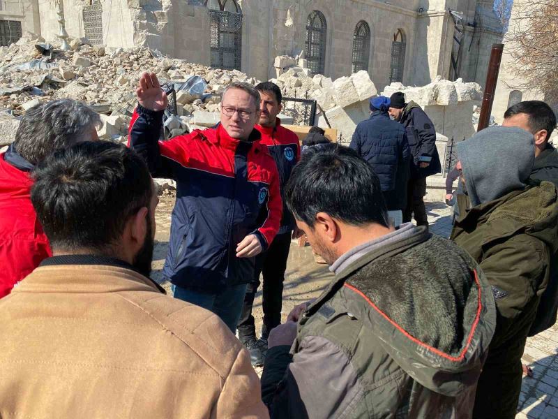 Başakşehir Belediyesi Malatya’da depremin yaralarını sarıyor