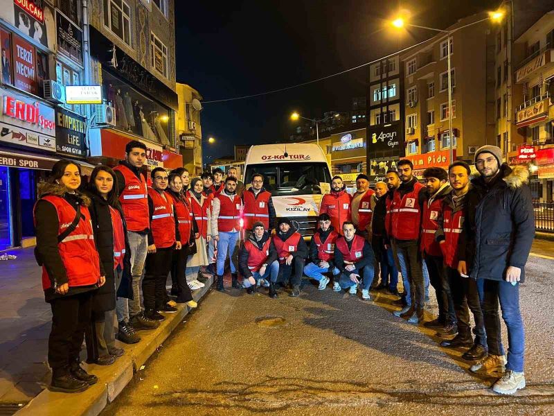 Kdz. Ereğli Kızılay binlerce depremzedeye yardım ulaştırdı
