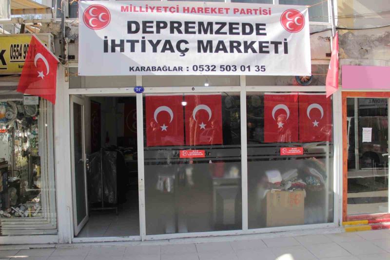 İzmir’de MHP’den depremzedelere dayanışma marketi
