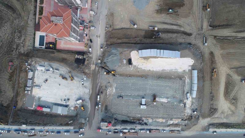 Antakya’da 2 bin metrekare alana konteyner hastane kuruluyor
