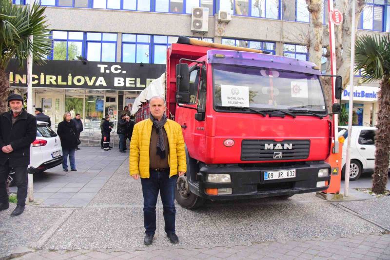 İncirliova Belediyesi depremzedelerin yanında