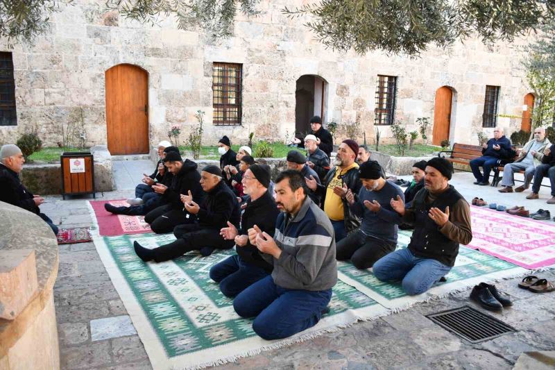 Hatay’da 449 yıllık külliye depremzedelere yuva oldu
