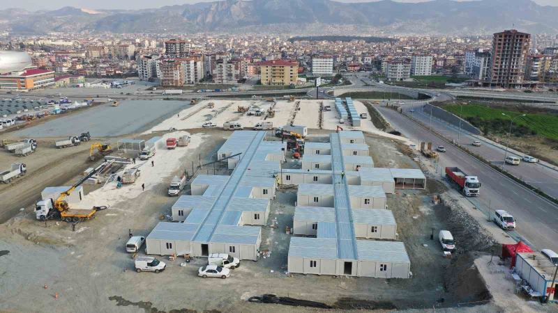 Hatay’da 96 konteynerden oluşan 54 yataklı hastanenin yapımı tamamlandı
