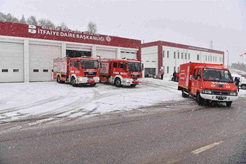 Balıkesir, depremin yaralarını sarmak için yola çıktı