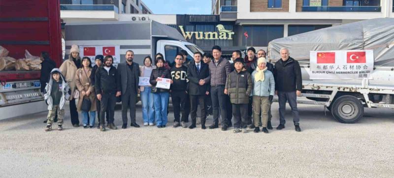 Burdur’da yaşayan Çinlilerden afet bölgesine yardım
