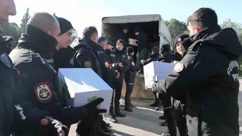 Gönüllü 225 polis İzmir’den deprem bölgesine gitti
