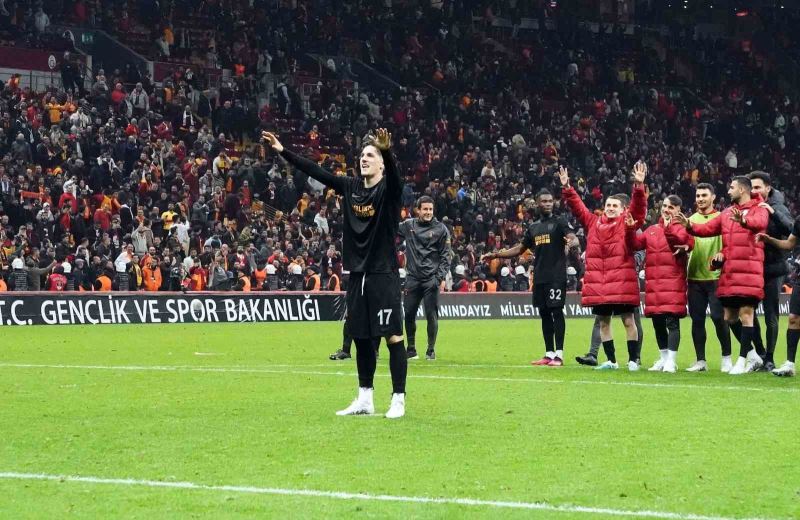 Galibiyet 3’lüsü Nicolo Zaniolo’dan
