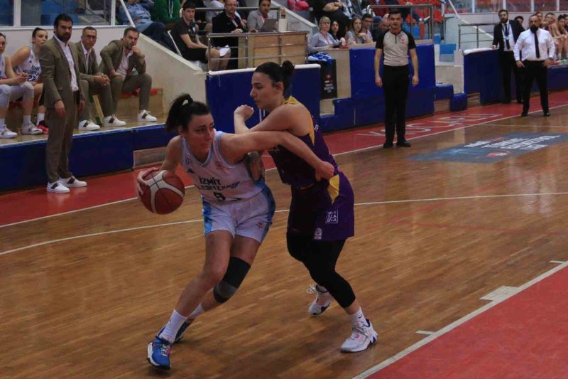 TKBL: İzmit Belediyespor: 71 - Boğaziçi Basketbol: 85
