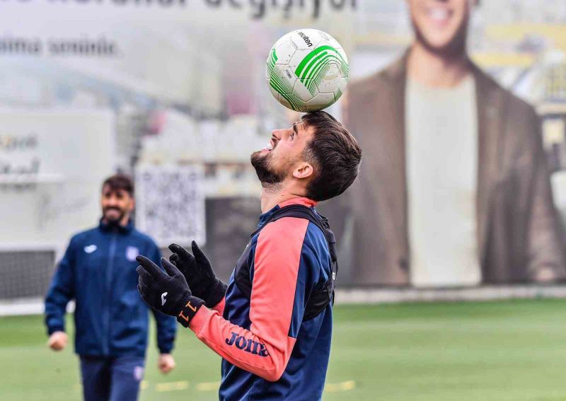 Başakşehir, Gent maçı hazırlıklarına başladı
