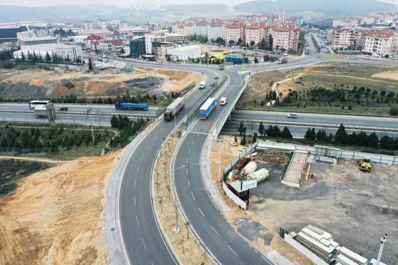 Büyükşehir, Turgut Özal’daki trafik sorununa neşter vurdu

