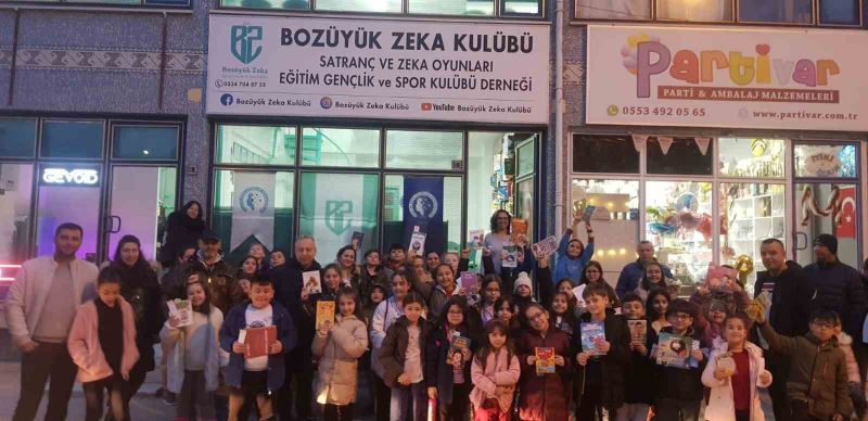 Bozüyük’te ’Kitabını al gel birlikte okuyalım’ etkinliği yapıldı
