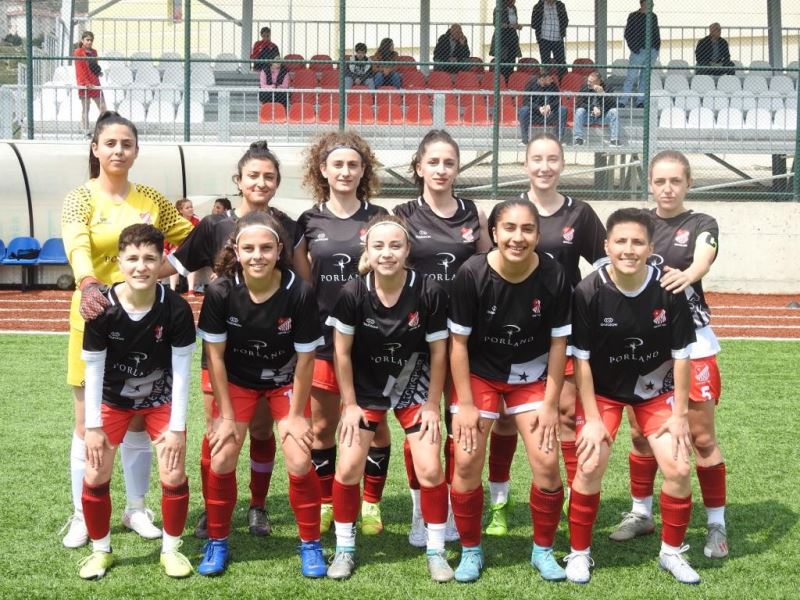 TFF Kadınlar 3. Lig: Bilecikspor: 1 - Bursa Demiryolu Gençlik ve Spor: 0
