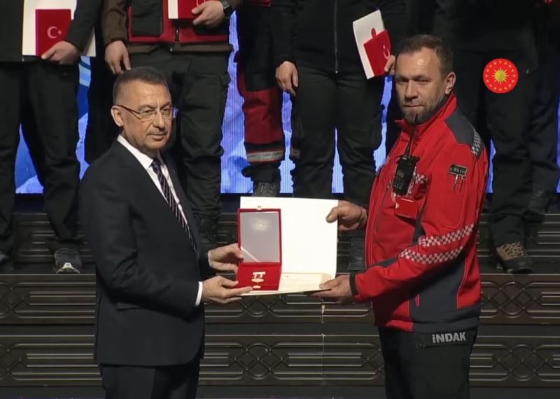 İNDAK’A büyük onur
